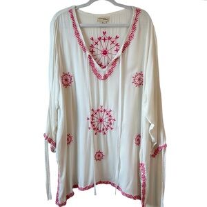 Beaches & Boho White Embroidered Beach Cover Up Size 1X Lagenlook Boho Vacation